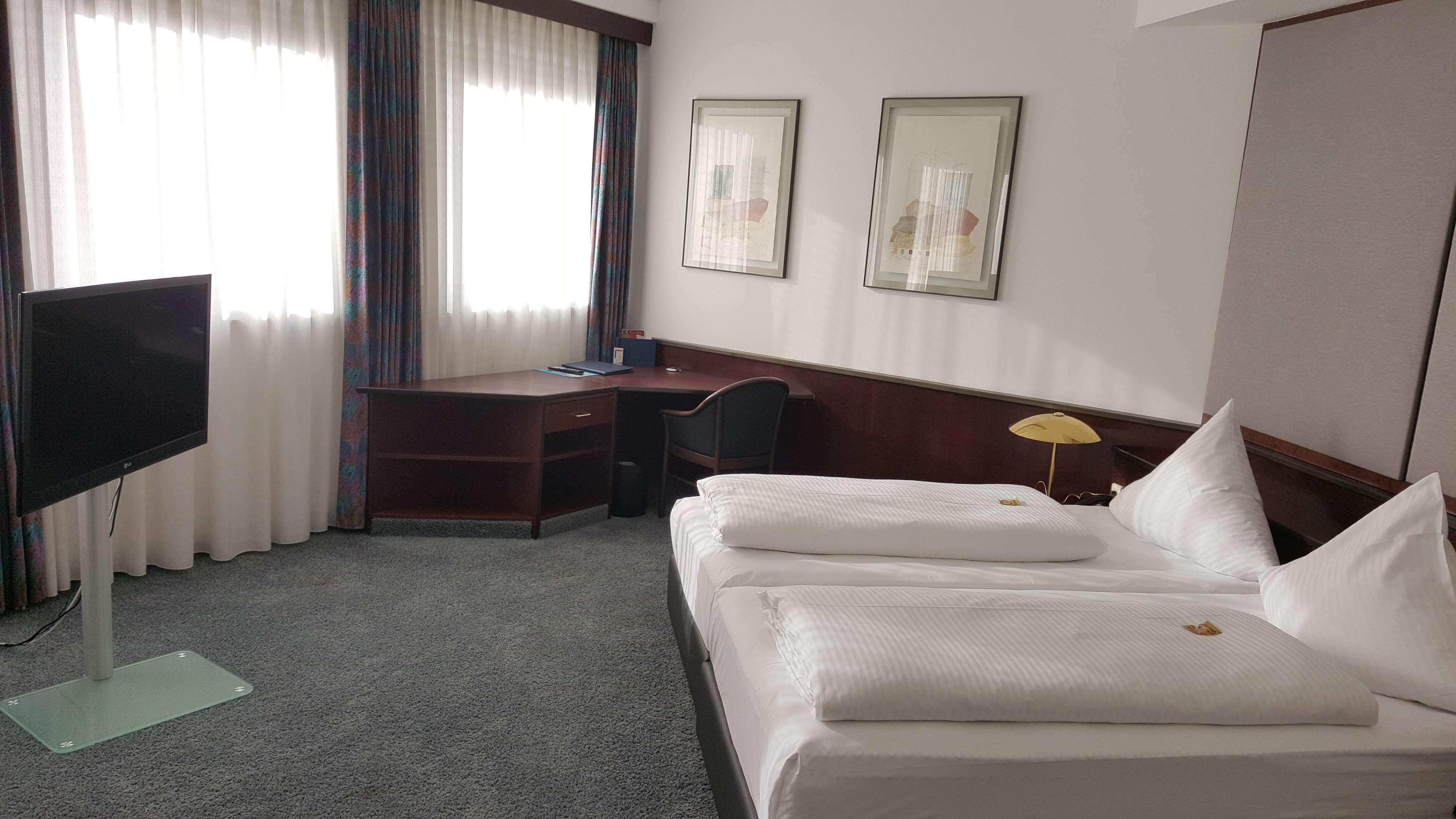 Messehotel Europe Штутгарт Экстерьер фото