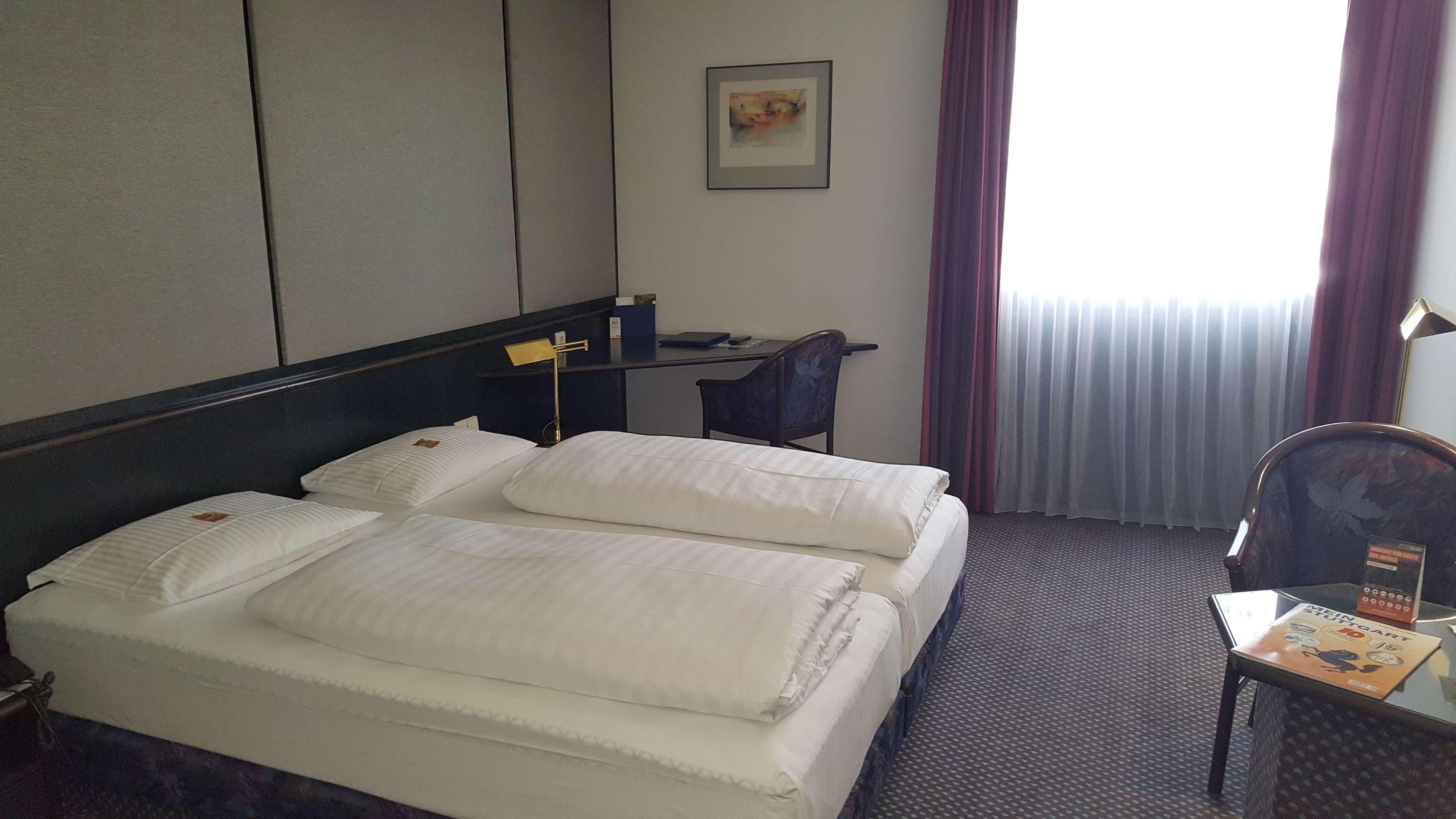 Messehotel Europe Штутгарт Экстерьер фото