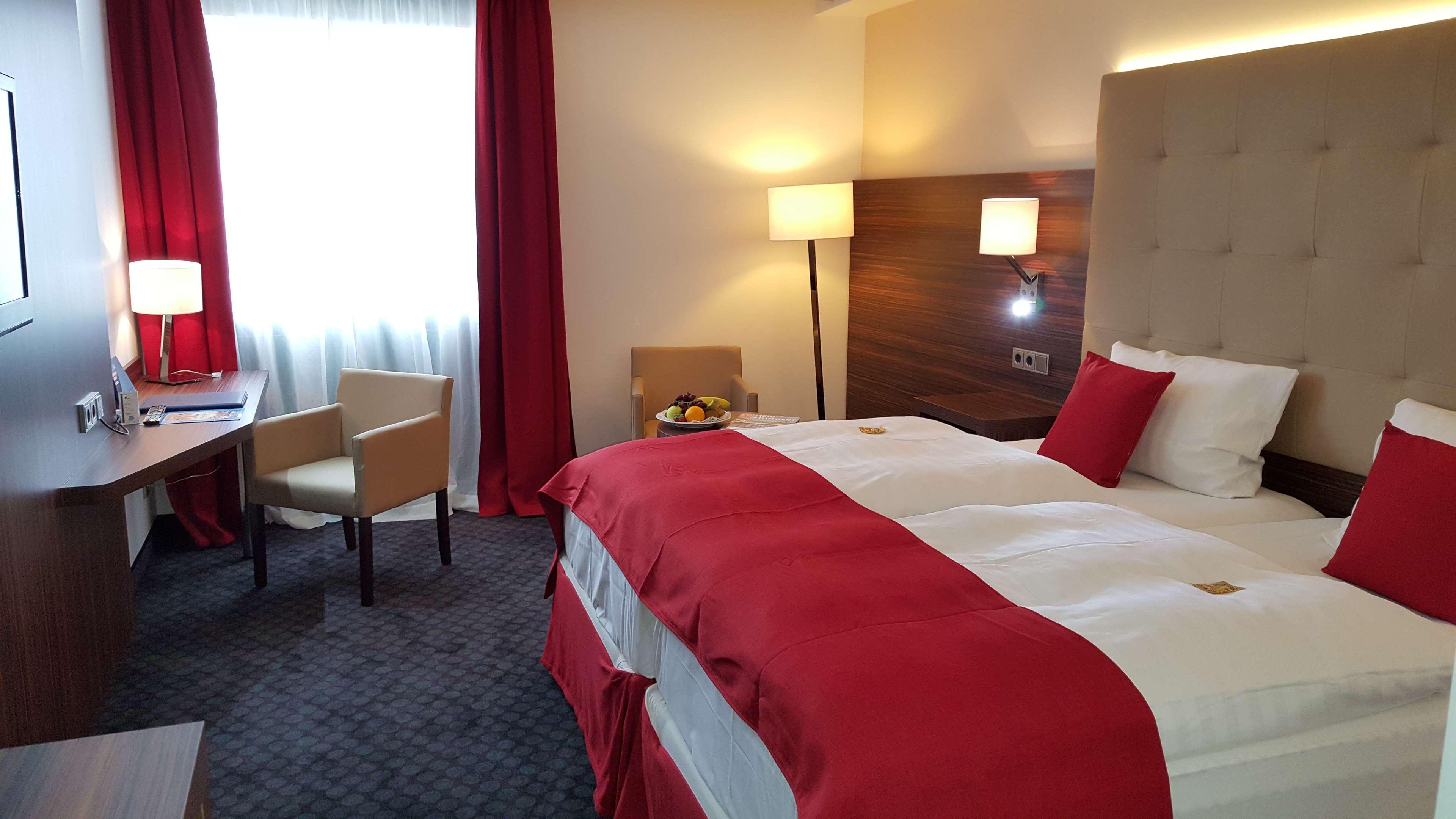 Messehotel Europe Штутгарт Экстерьер фото