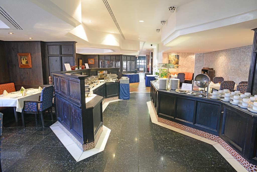 Messehotel Europe Штутгарт Экстерьер фото