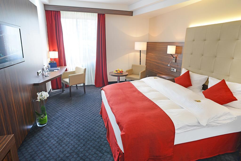 Messehotel Europe Штутгарт Экстерьер фото