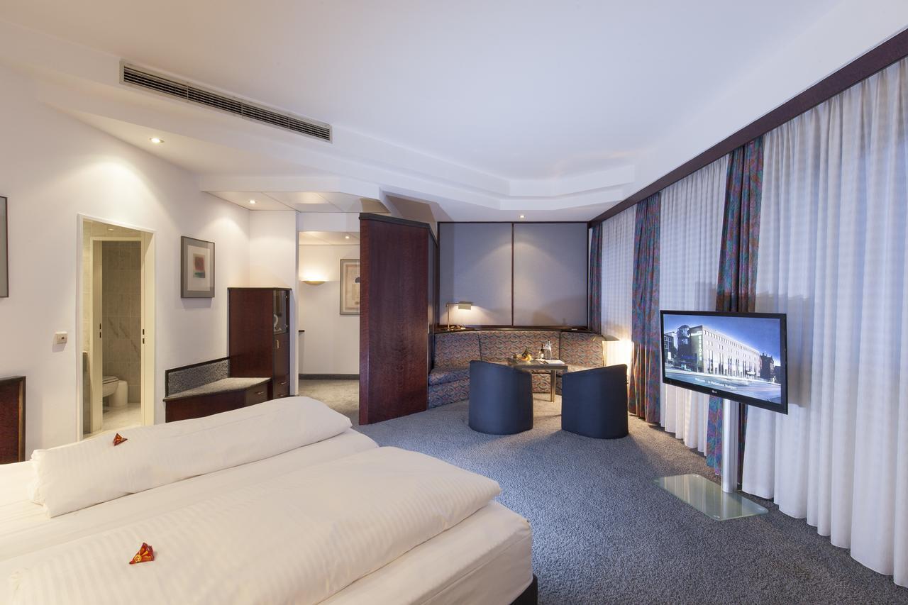 Messehotel Europe Штутгарт Экстерьер фото
