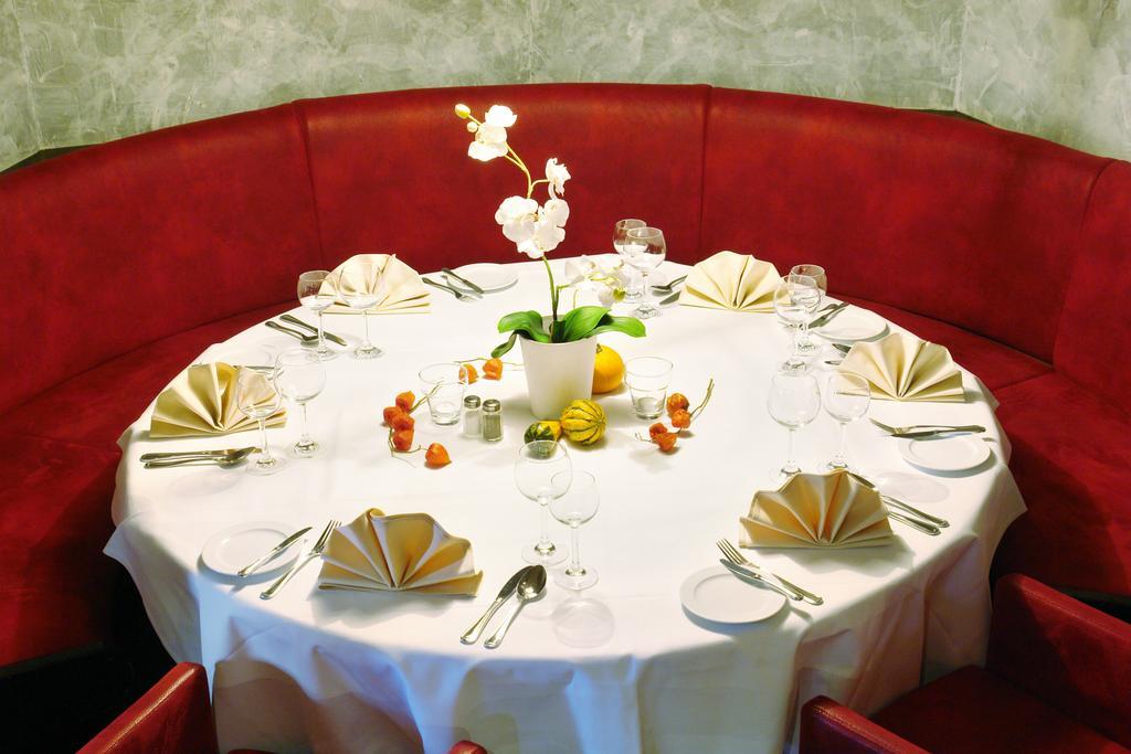 Messehotel Europe Штутгарт Экстерьер фото